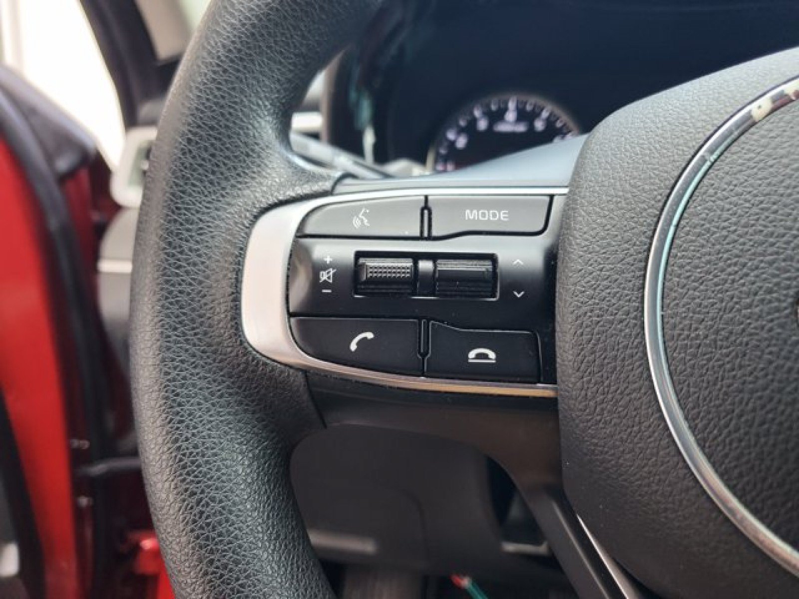 Used 2021 Kia K5 LXS FWD image 16