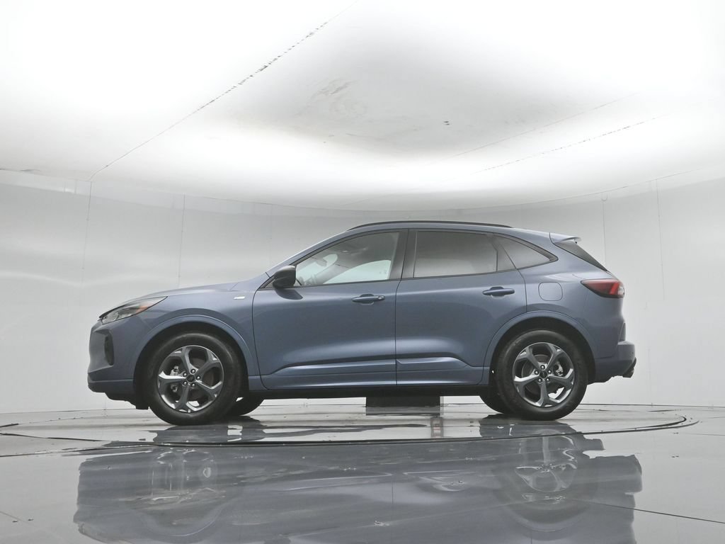 Certified 2024 Ford Escape ST-Line w/ Tech Pack #1 FWD image 8