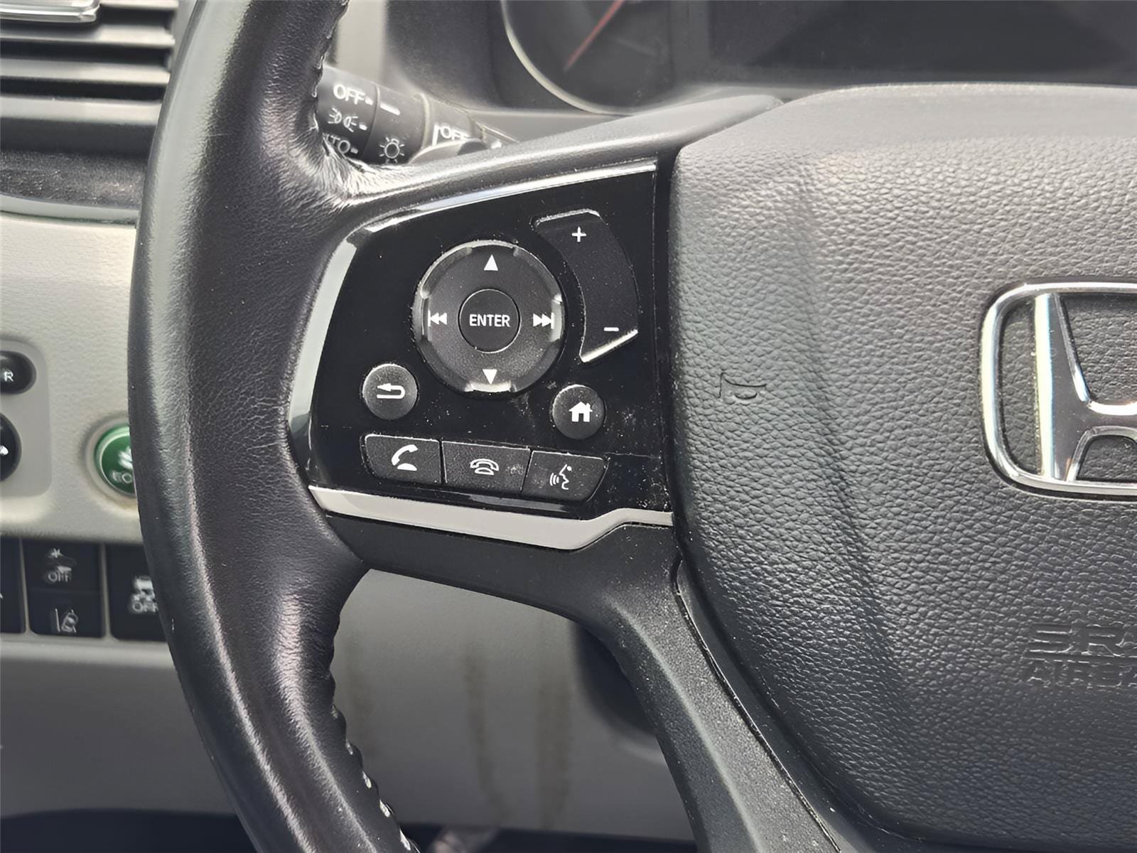 Used 2019 Honda Pilot Elite image 24