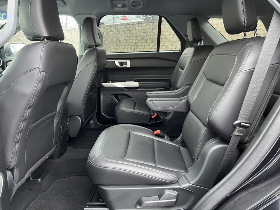 Certified 2023 Ford Explorer XLT w/ Equipment Group 202A image 11