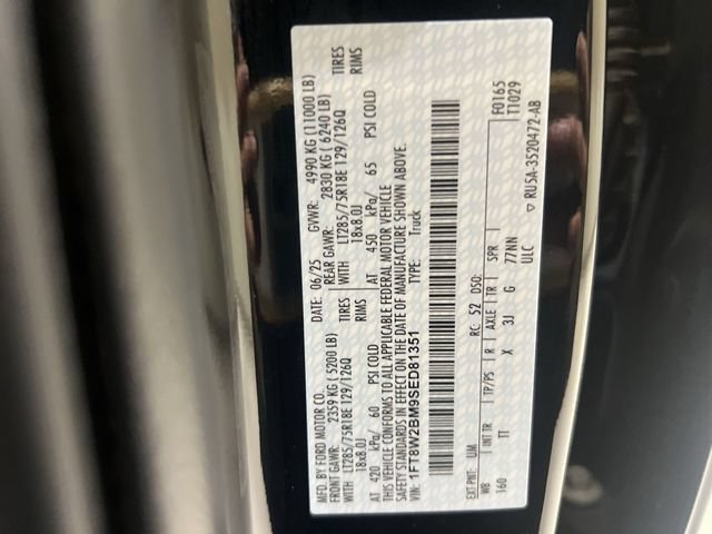 Certified 2025 Ford F250 Platinum w/ Platinum Plus Package AWD/4WD image 34