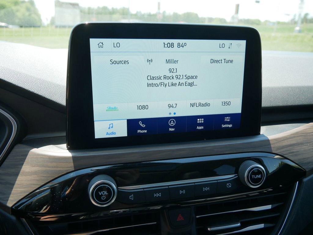 Certified 2020 Ford Escape Titanium AWD/4WD image 22