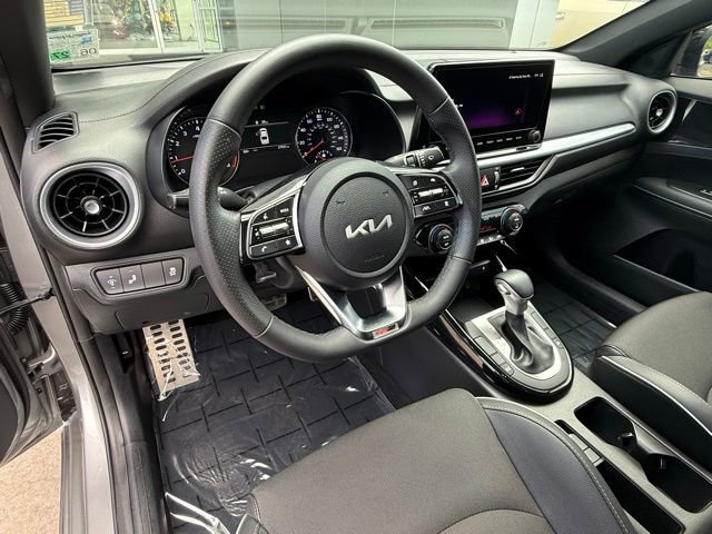 Used 2024 Kia Forte GT-Line w/ GT-Line Premium Package FWD image 10