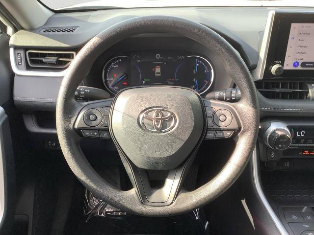 Used 2025 Toyota RAV4 XLE AWD/4WD image 15