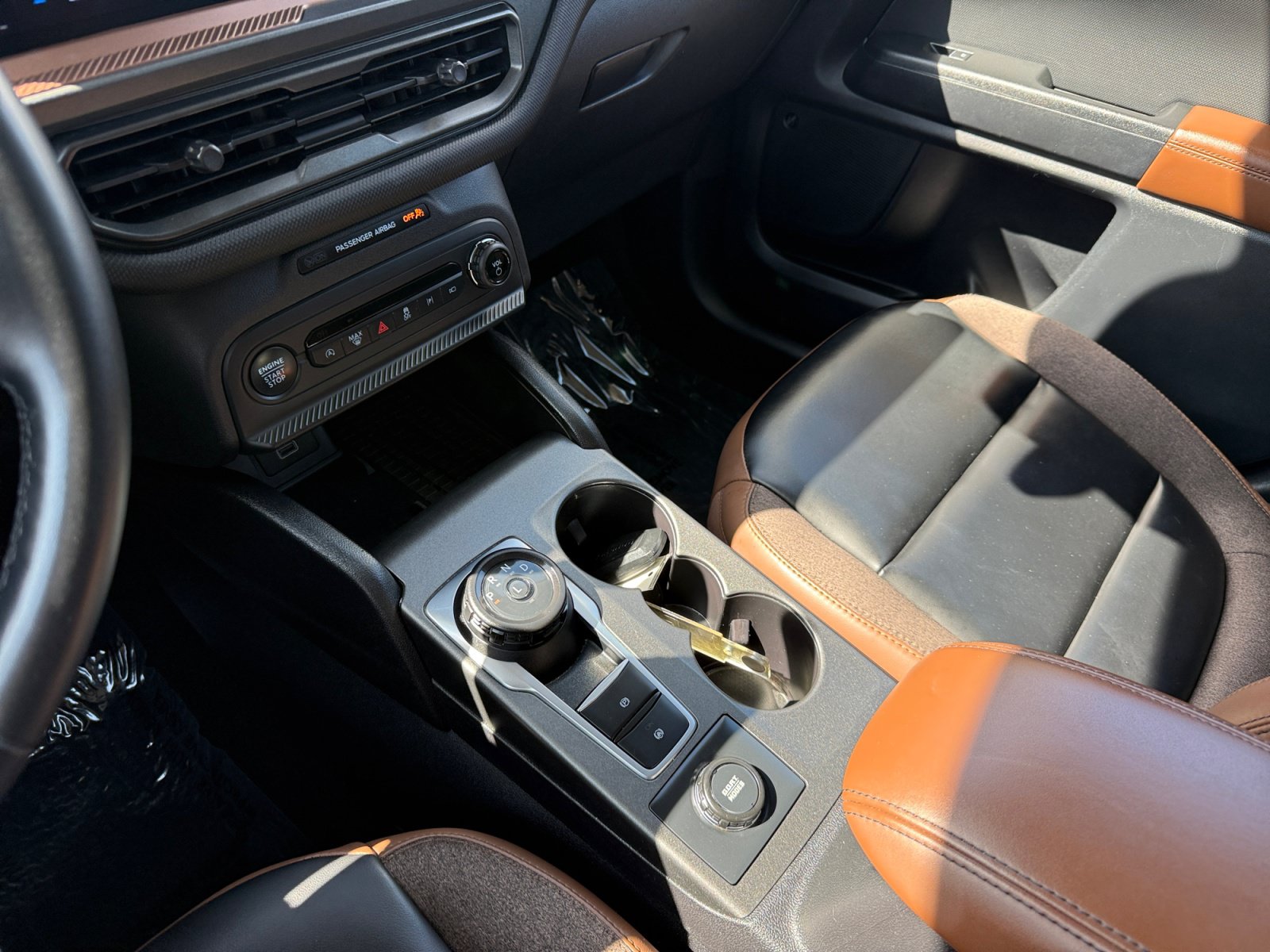 Certified 2025 Ford Bronco Sport Outer Banks w/ Outer Banks Tech Package+ AWD/4WD image 13