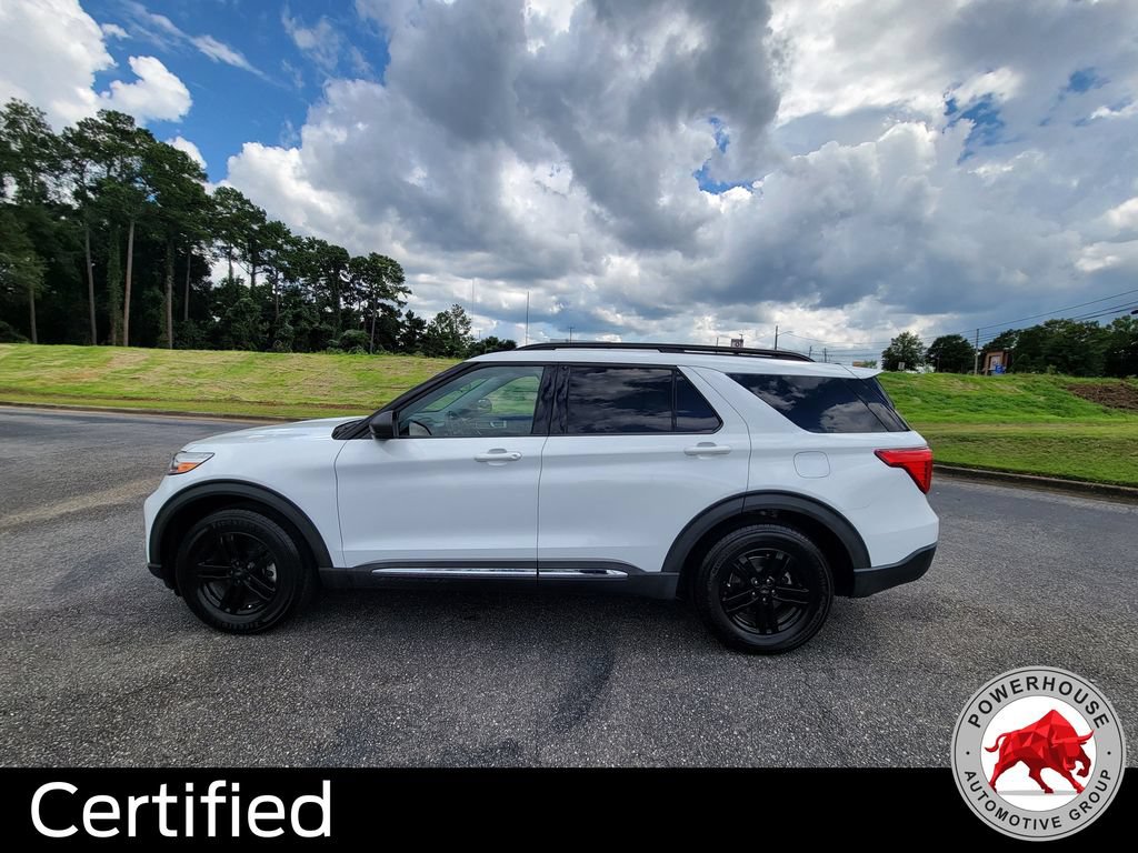 Certified 2022 Ford Explorer XLT RWD image 2