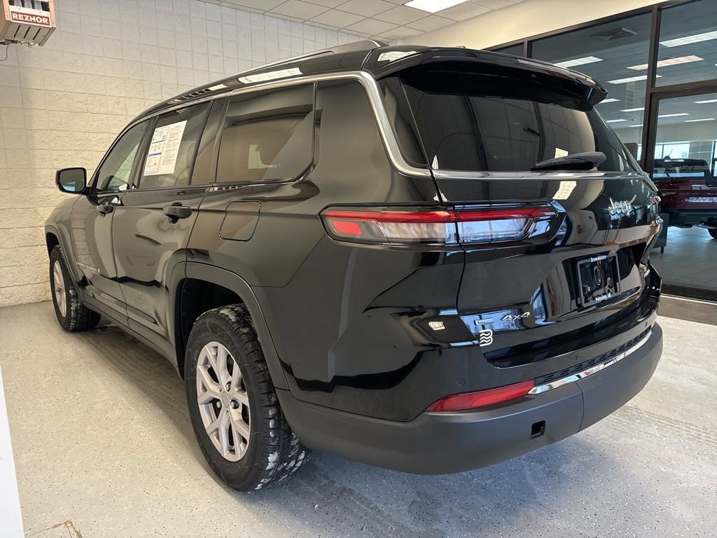 Used 2022 Jeep Grand Cherokee L Limited image 9