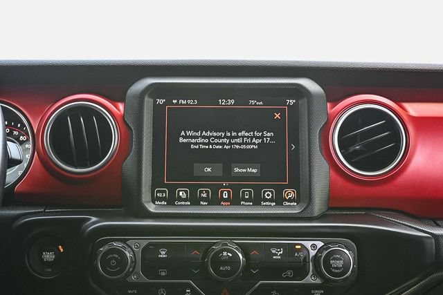 Used 2022 Jeep Gladiator Rubicon AWD/4WD image 16
