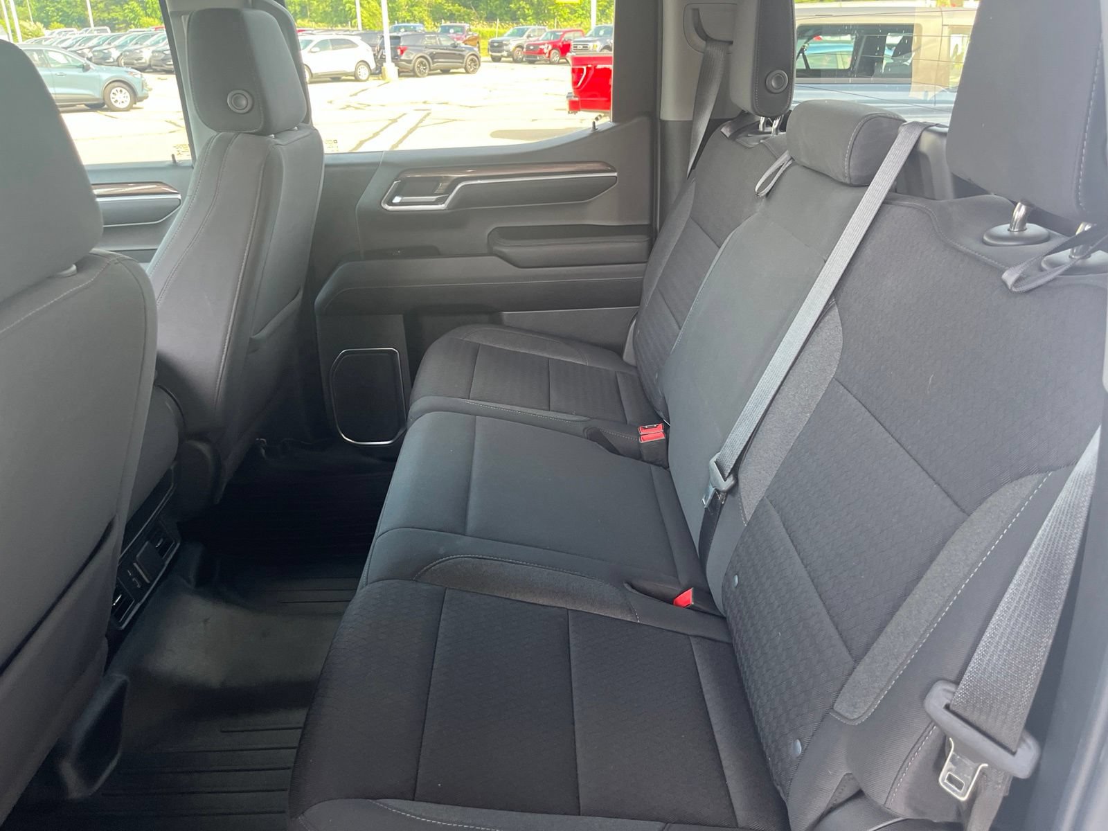 Used 2022 Chevrolet Silverado 1500 LT AWD/4WD image 12