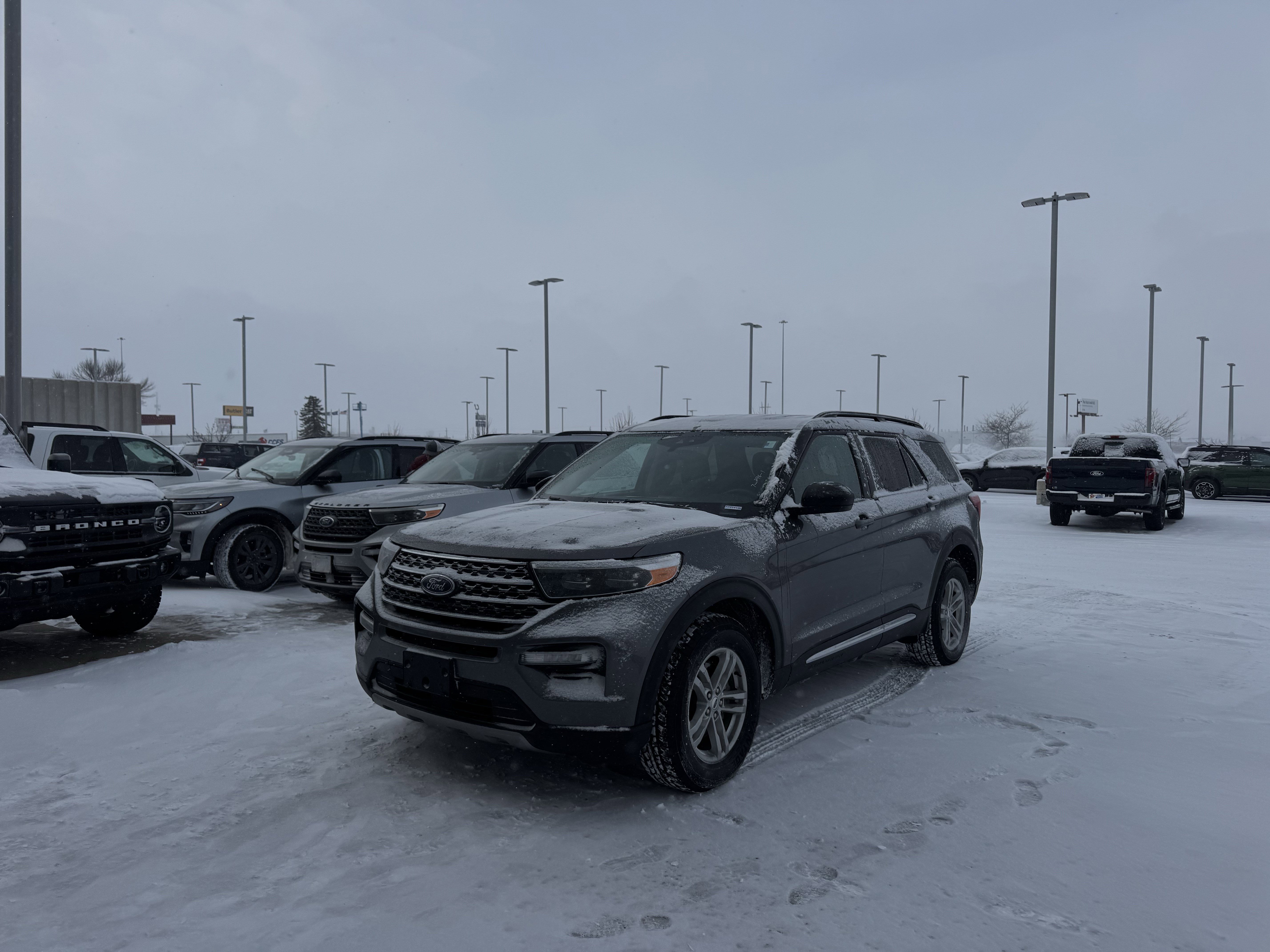 Certified 2024 Ford Explorer XLT w/ Equipment Group 202A image 2