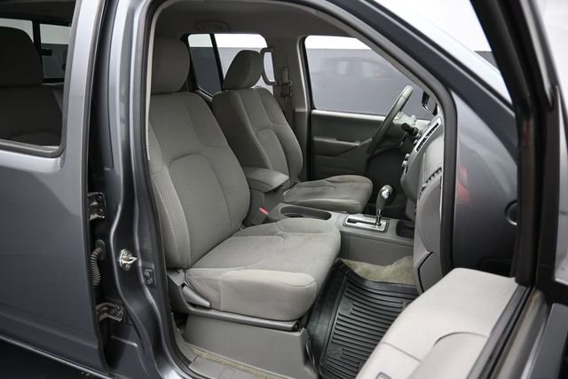 Used 2018 Nissan Frontier SV AWD/4WD image 26