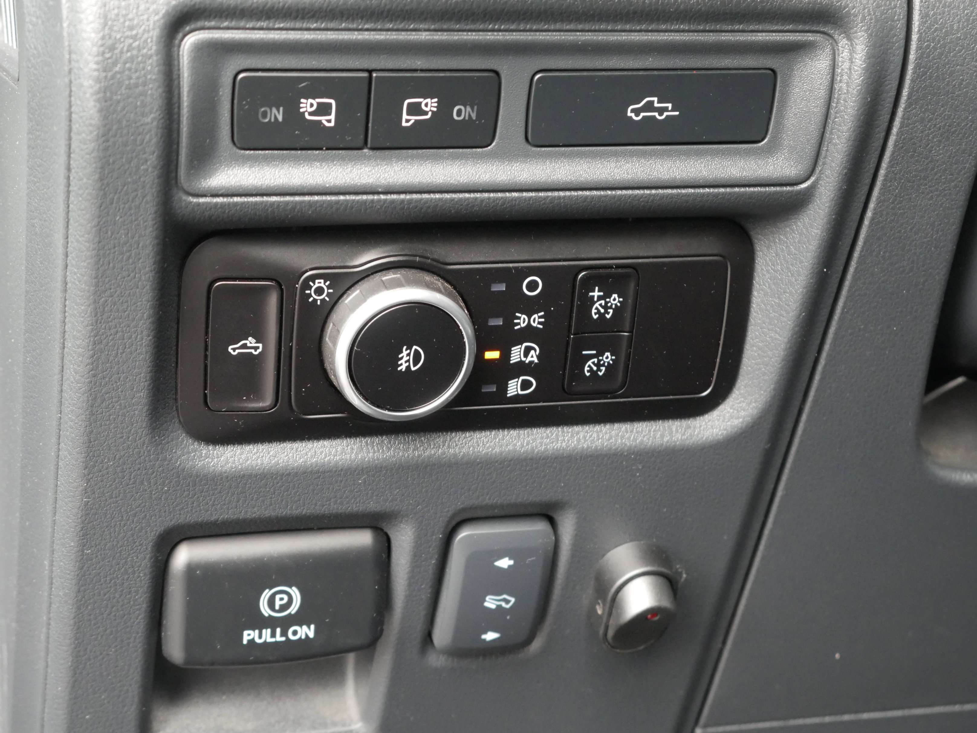 Certified 2023 Ford F150 Lariat w/ Equipment Group 502A High image 6