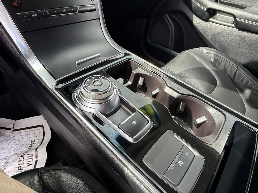 Certified 2019 Ford Edge Titanium w/ Cold Weather Package image 24