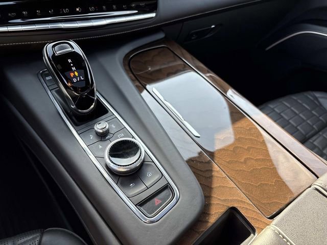 Used 2024 Cadillac Escalade Sport Platinum w/ Heavy-Duty Trailer Package image 36