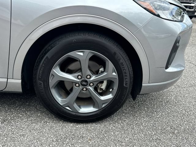 Certified 2023 Ford Escape ST-Line w/ Tech Pack #1 FWD image 12