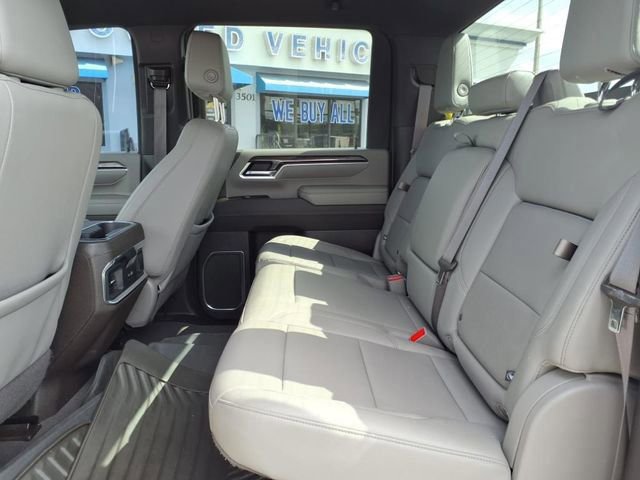 Used 2024 Chevrolet Silverado 3500 LTZ w/ LTZ Convenience Package image 31