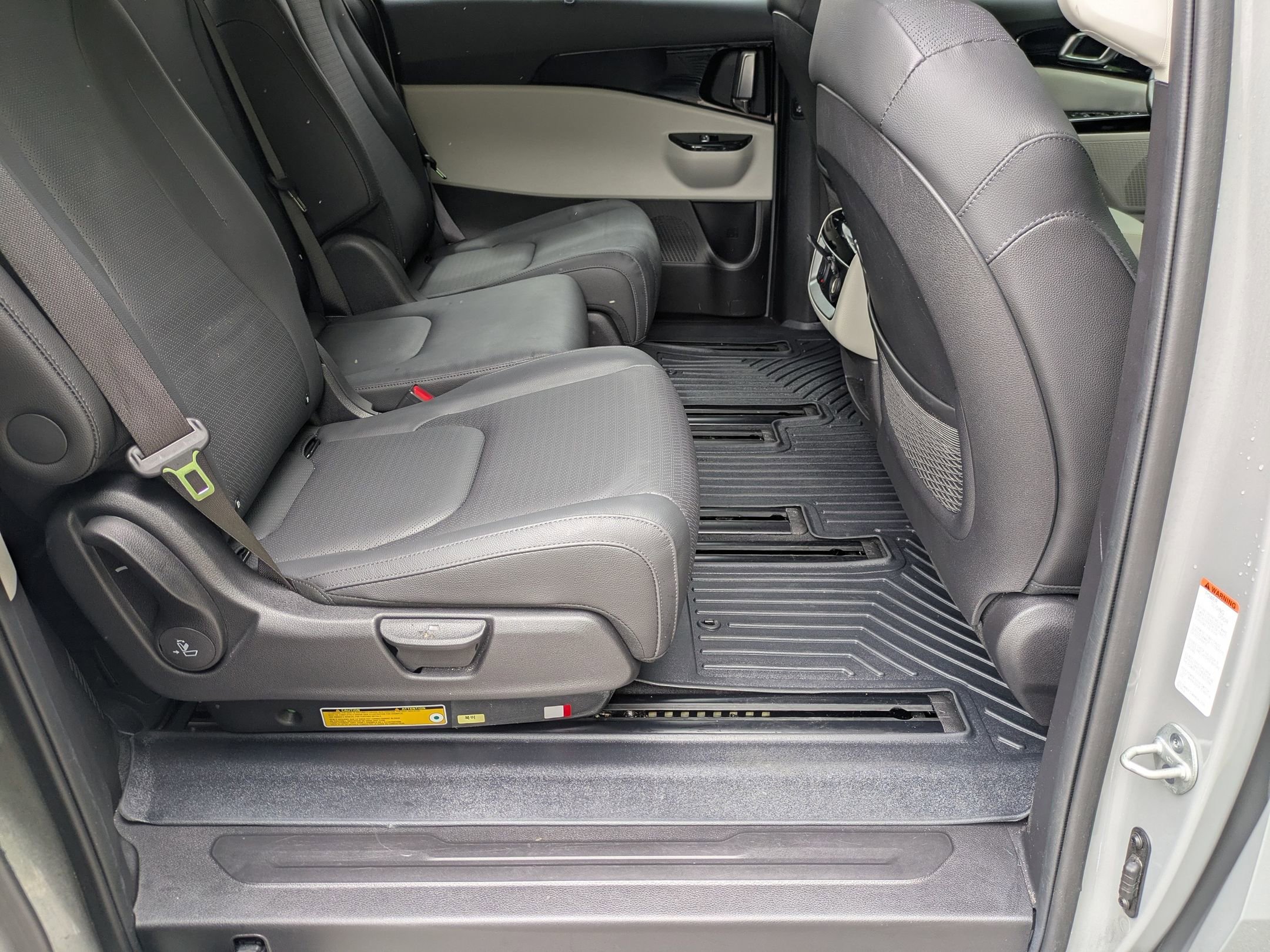 Used 2023 Kia Carnival SX Prestige FWD image 35