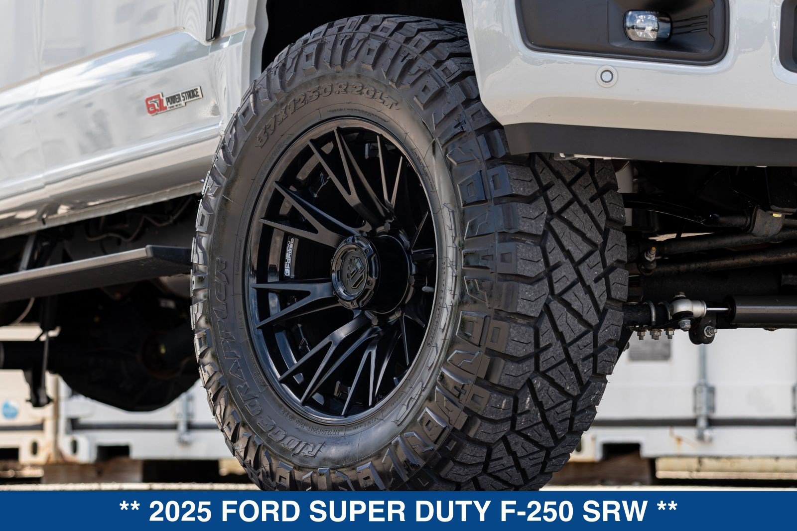 Certified 2025 Ford F250 Lariat w/ Lariat Ultimate Package AWD/4WD image 21