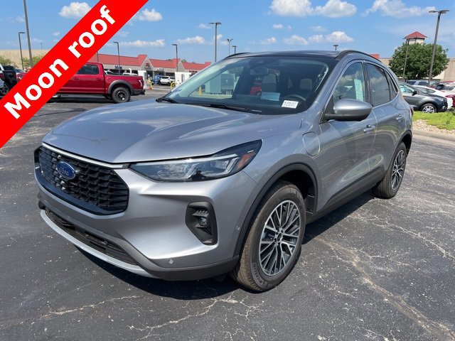 Certified 2024 Ford Escape SE w/ PHEV Premium Package image 7