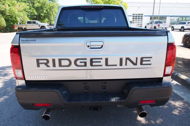 Used 2025 Honda Ridgeline RTL+ image 6