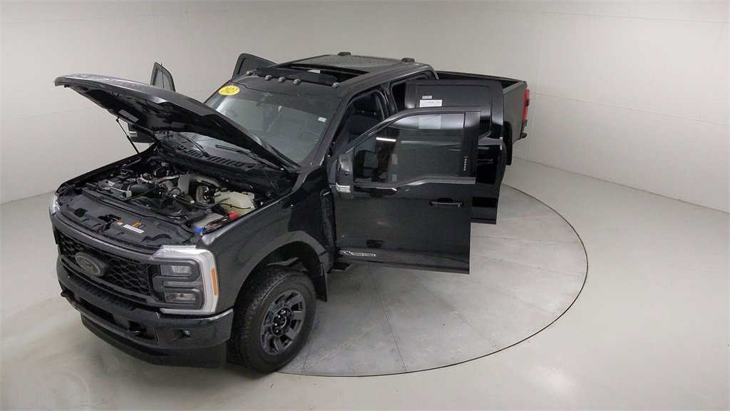 Certified 2023 Ford F250 Lariat w/ Lariat Ultimate Package image 46