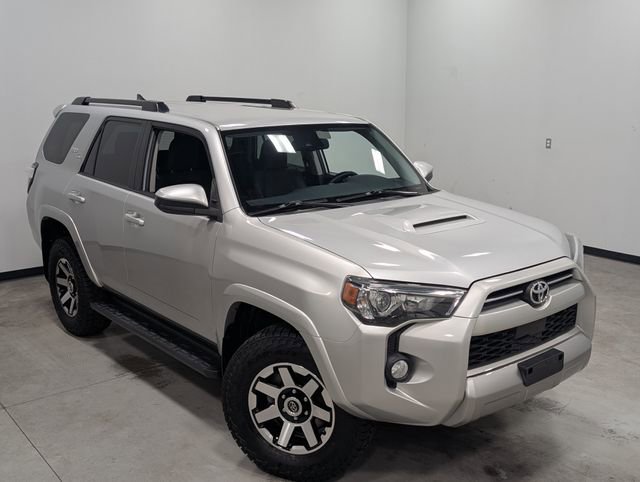 Used 2020 Toyota 4Runner TRD Off-Road image 34