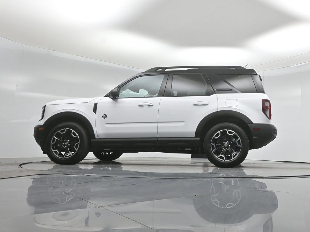 Certified 2025 Ford Bronco Sport Outer Banks w/ Outer Banks Tech Package+ AWD/4WD image 54