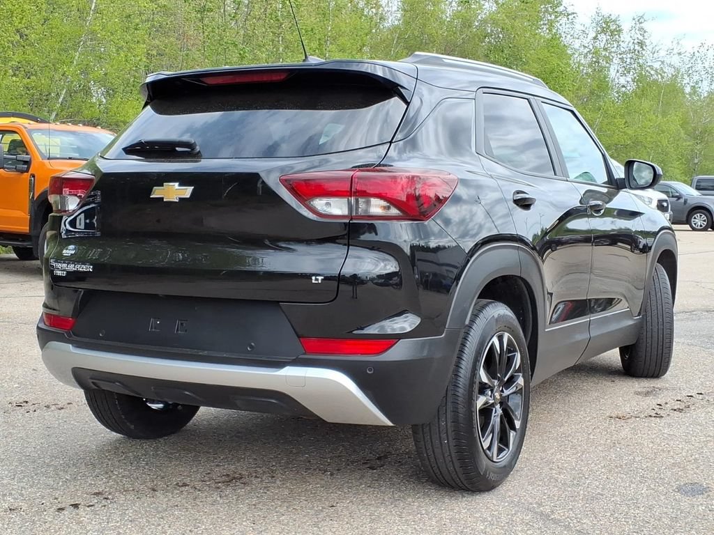 Used 2023 Chevrolet TrailBlazer LT w/ Convenience Package AWD/4WD image 4