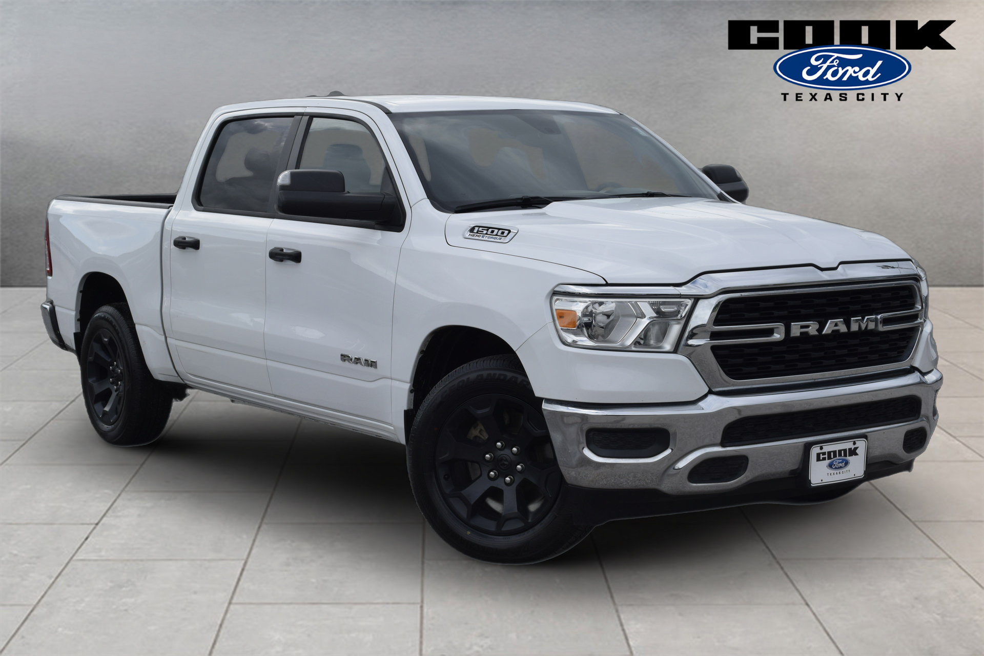 Used 2024 RAM 1500 Big Horn w/ Trailer Tow Group AWD/4WD image 2