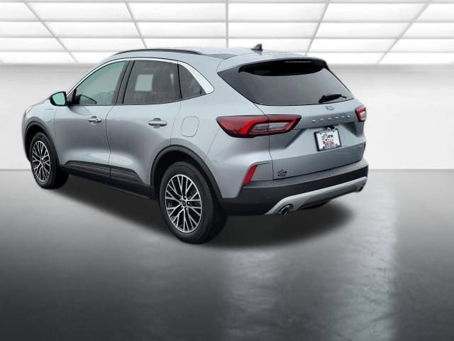 Certified 2024 Ford Escape SE image 6