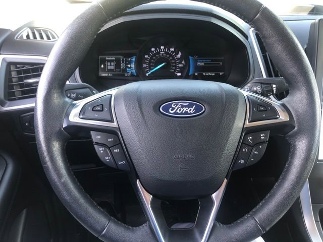 Certified 2022 Ford Edge SEL w/ Convenience Package AWD/4WD image 11