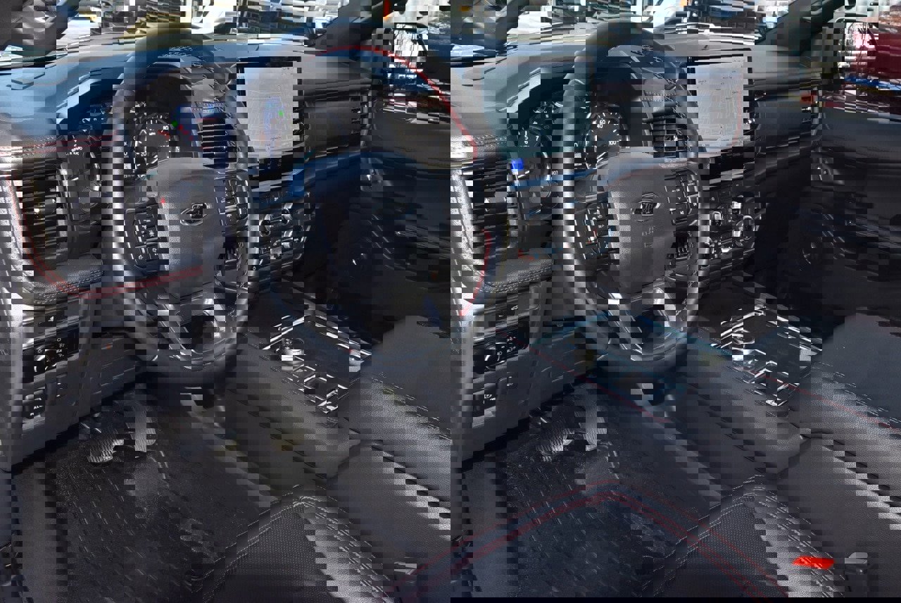 Certified 2024 Ford Expedition Limited image 35