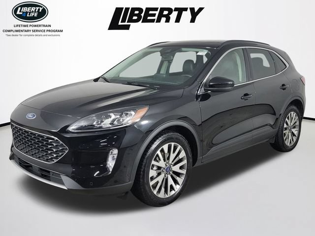 Certified 2022 Ford Escape Titanium w/ Class II Trailer Tow Package AWD/4WD image 9