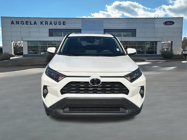 Used 2021 Toyota RAV4 XLE Premium AWD/4WD image 2