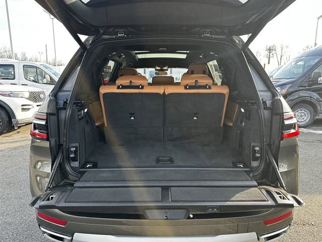 Used 2024 BMW X7 xDrive40i image 49