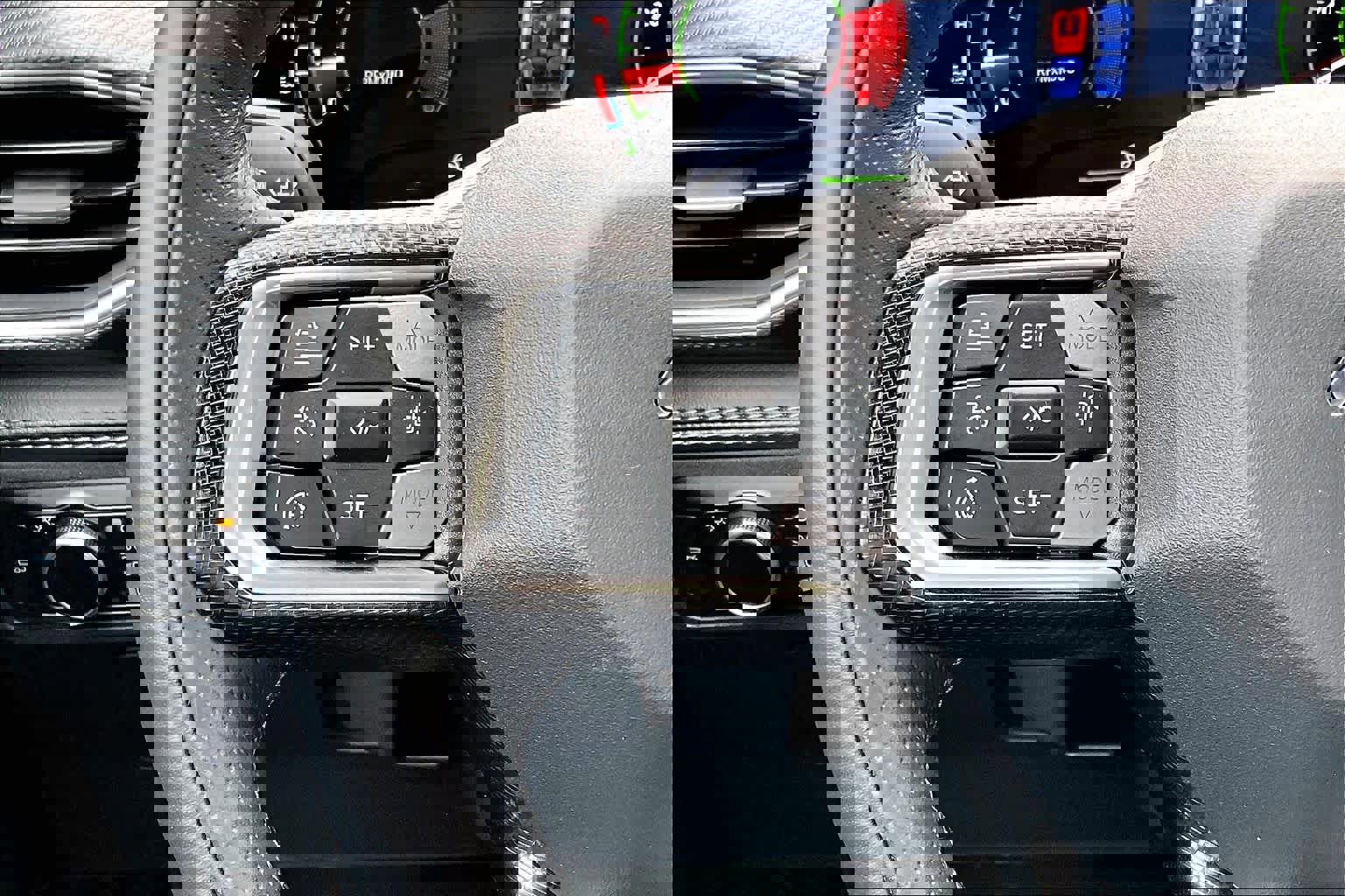 Certified 2025 Ford Mustang Premium image 24