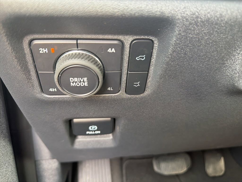 Certified 2025 Ford Expedition Max Active AWD/4WD image 17