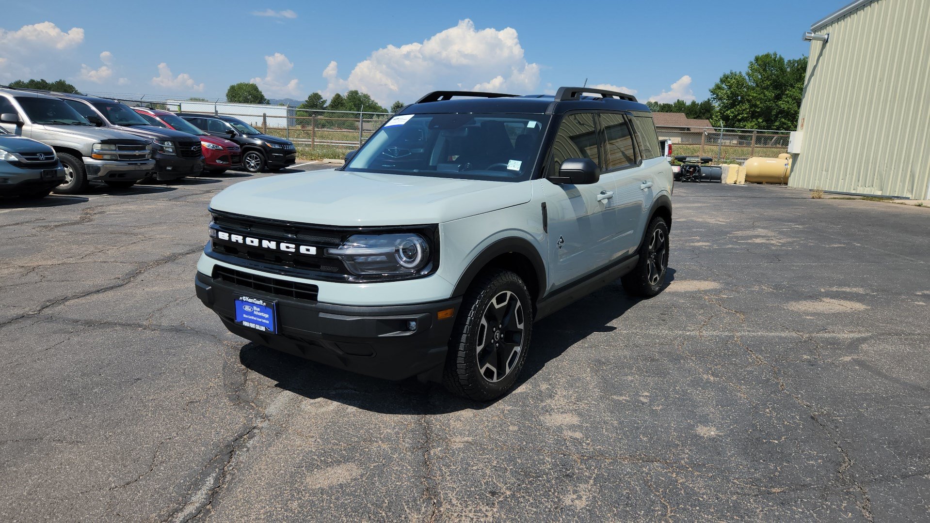 Certified 2023 Ford Bronco Sport Outer Banks AWD/4WD image 3