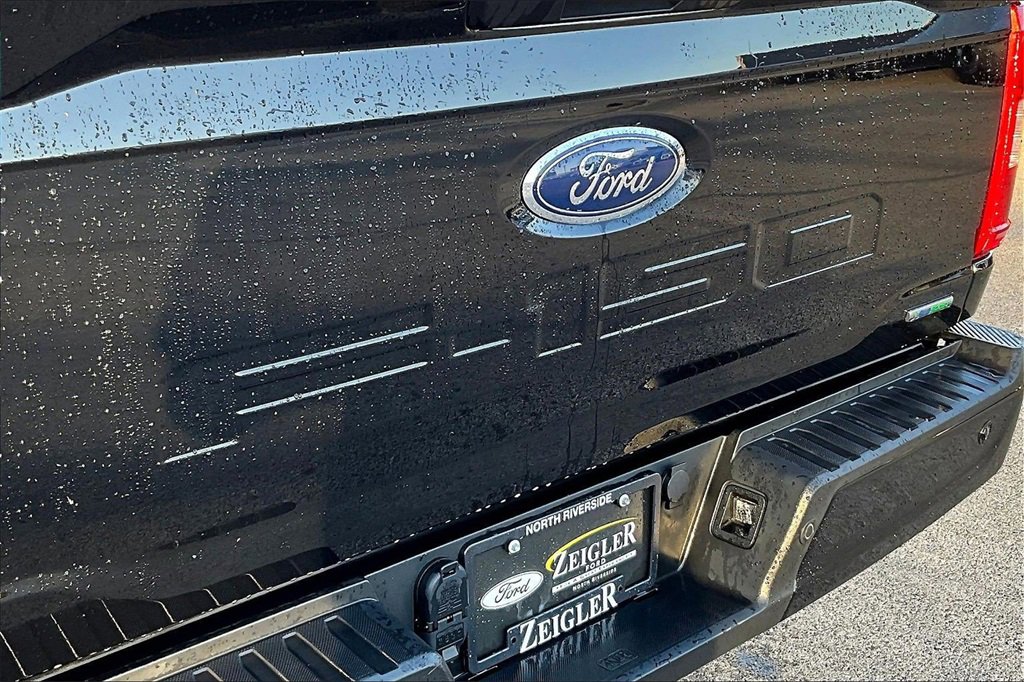 Certified 2022 Ford F150 XL w/ STX Appearance Package image 8