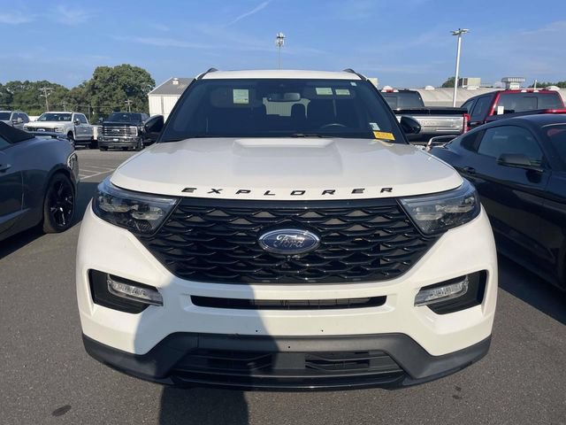 Certified 2022 Ford Explorer ST-Line w/ Class IV Trailer Tow Package AWD/4WD video 2
