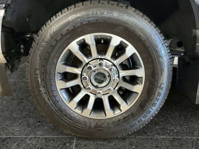 Certified 2022 Ford F350 Lariat w/ Camper Package AWD/4WD image 14
