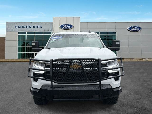 Used 2025 Chevrolet Silverado 1500 LT AWD/4WD image 2