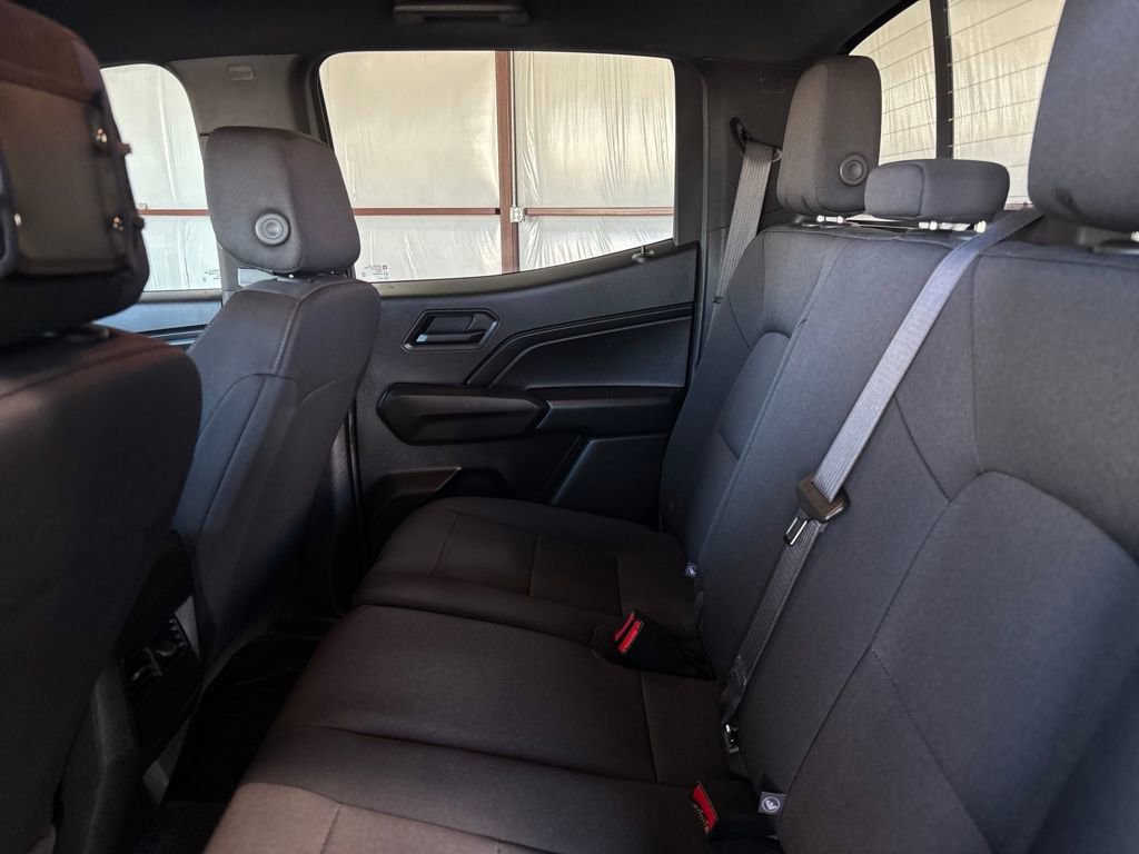 Used 2025 Chevrolet Colorado W/T image 12