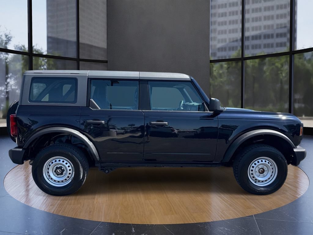 Certified 2021 Ford Bronco 4-Door AWD/4WD image 2