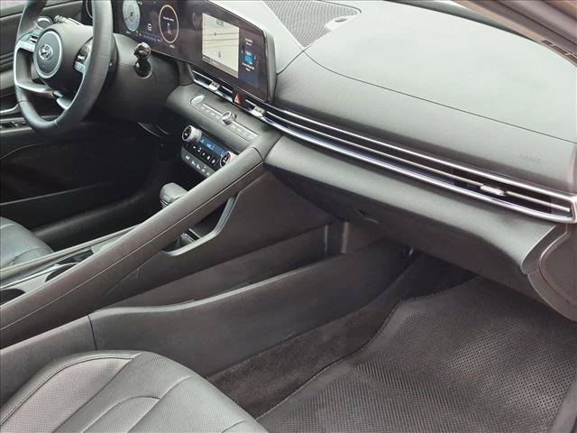 Used 2023 Hyundai Elantra Limited FWD image 22