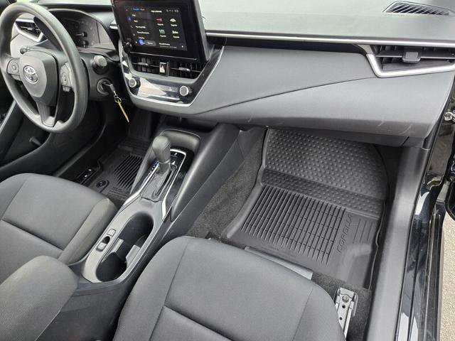 Used 2023 Toyota Corolla LE image 19