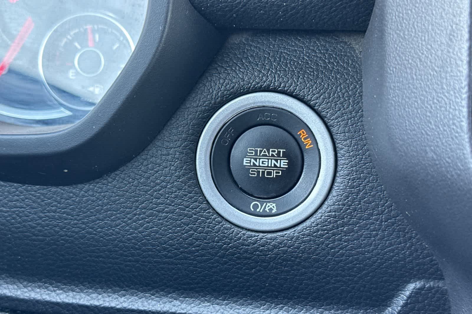 Used 2022 RAM 1500 Laramie w/ Sport Appearance Package image 21