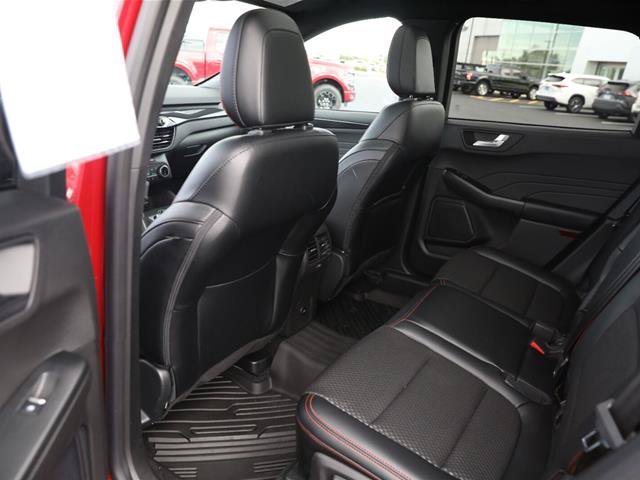 Certified 2024 Ford Escape ST-Line AWD/4WD image 24