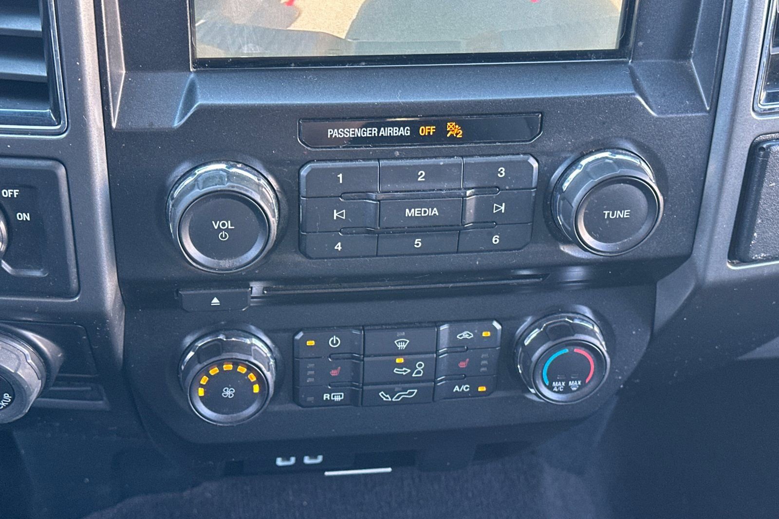 Certified 2018 Ford F150 XLT w/ Equipment Group 302A Luxury image 20