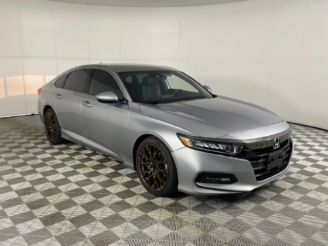 Used 2019 Honda Accord Sport image 16
